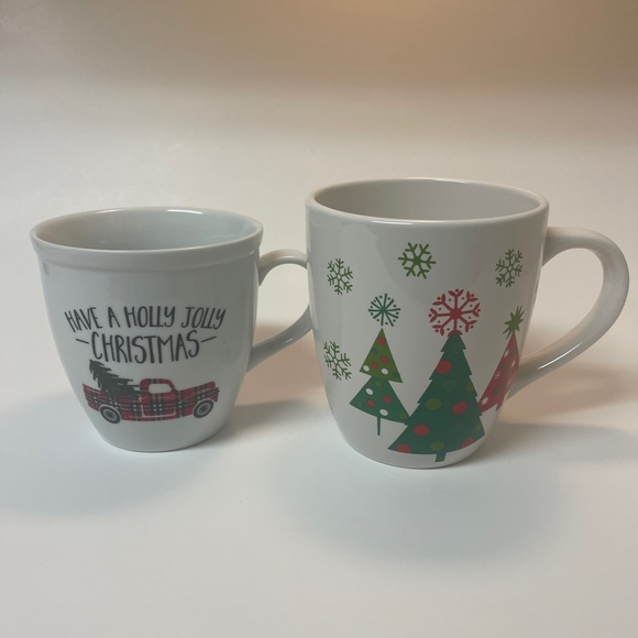 Set of 4 Assorted Oversized Christmas Holiday Coffee Mugs - Up to 22 oz! - Picture 4 of 10